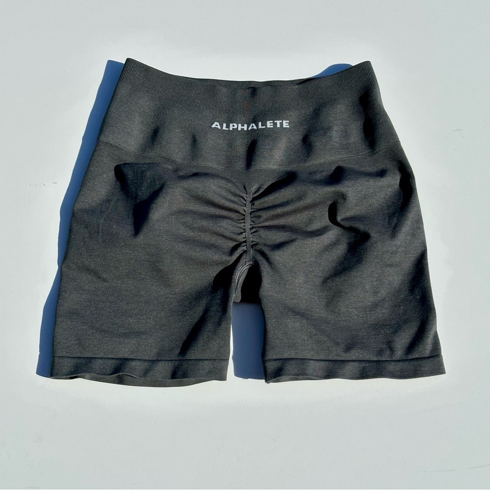 Alphalete Amplify Mid Rise Short Heather Grey Medium